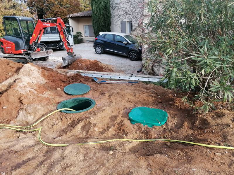 Travaux d'installation de stations de relevage entre Aix en Provence et Cannes en PACA