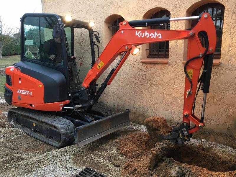 Réfection de canalisation et raccordement sur fosse septique à Luynes